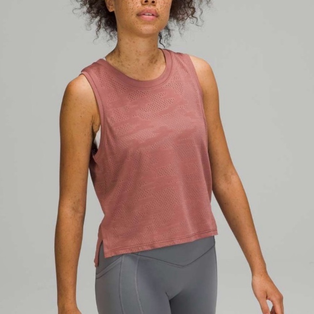 lululemon athletica Perforated Sleeveless Tank - Dusty Mauve